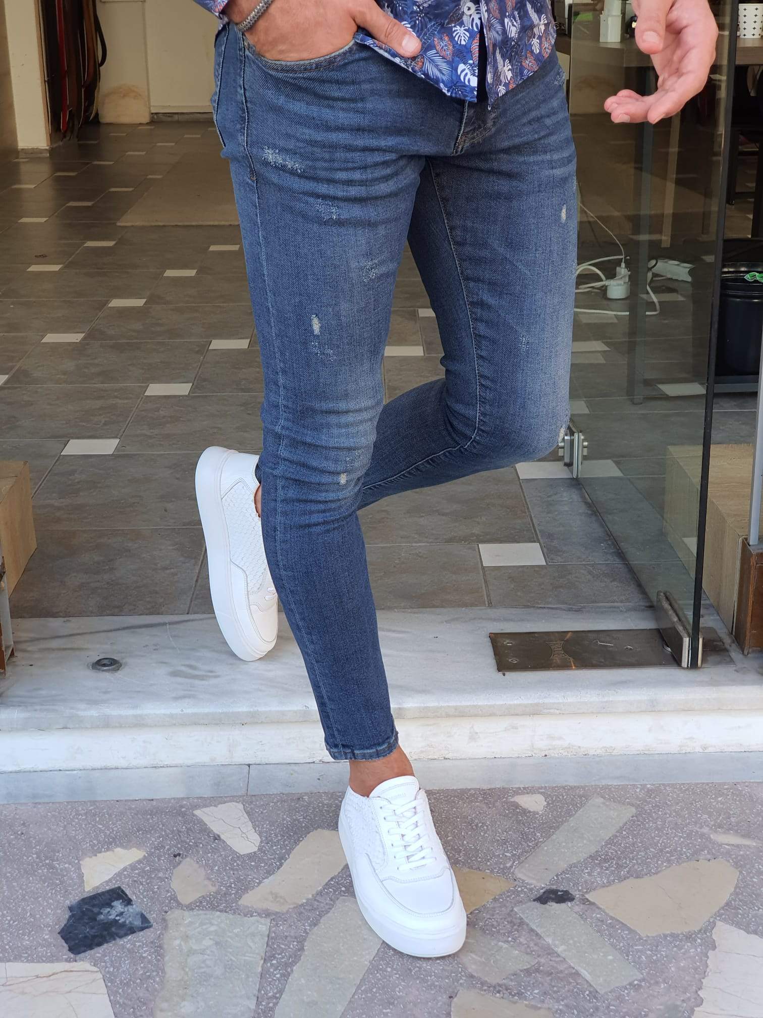 Guarda Blue Ripped Slim Fit Jeans